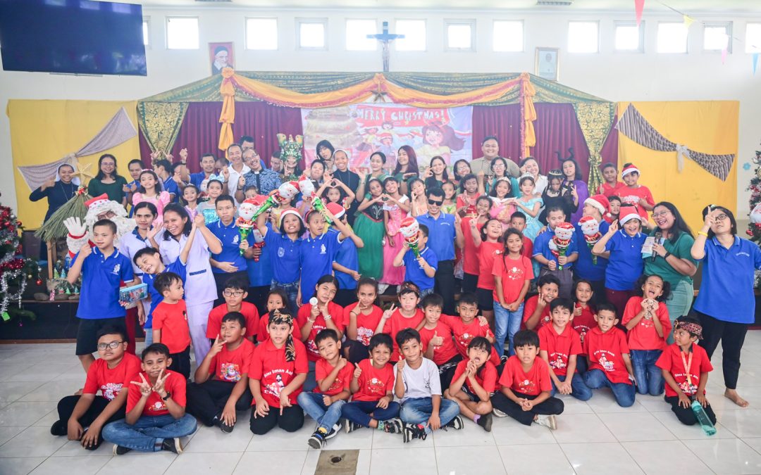 Sekami Santo Antonius Padua Berbagi Sukacita Natal Bersama Yayasan Bhakti Luhur – Wisma Kasih Abba